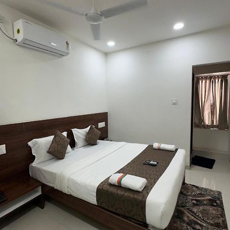 Hotel Queens Comfort Mysore Exterior photo