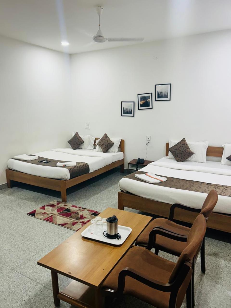 Hotel Queens Comfort Mysore Exterior photo