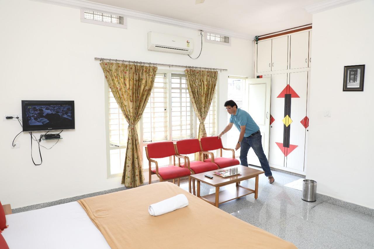 Hotel Queens Comfort Mysore Exterior photo